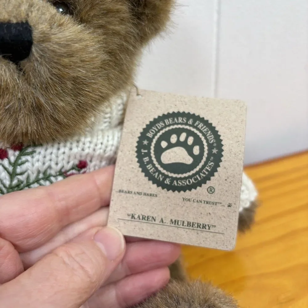 Boyds Bears celebrate holidays